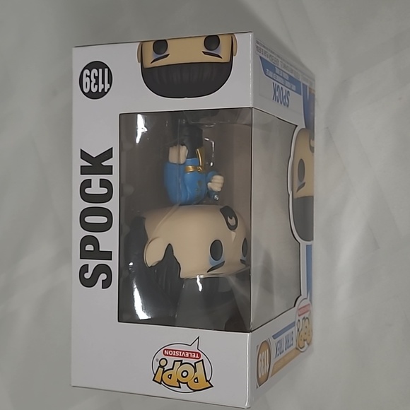 Funko Pop Star Trek Spock - Picture 4 of 8